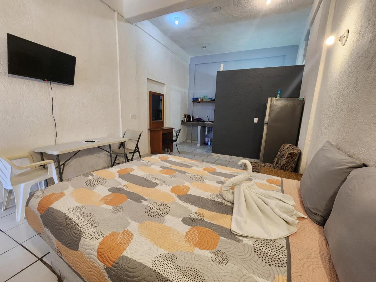 Small Studio Apt 5Min To Dt! Zihuatanejo Extérieur photo