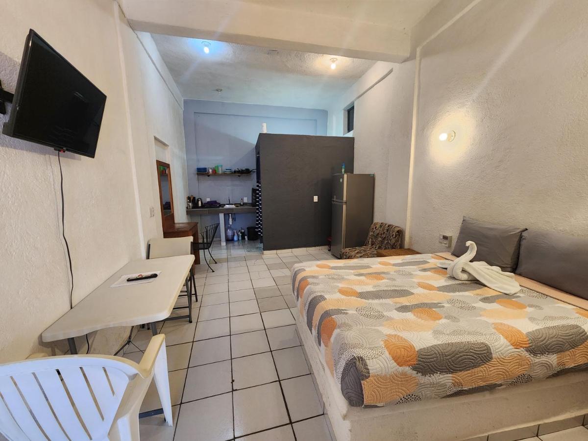 Small Studio Apt 5Min To Dt! Zihuatanejo Extérieur photo
