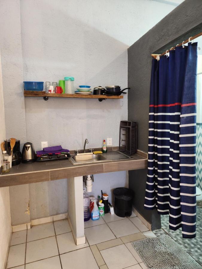 Small Studio Apt 5Min To Dt! Zihuatanejo Extérieur photo